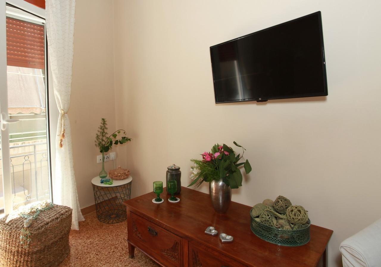 A Skip Away From The Acropolis Museum - 1 Bdrm Apartment Athens Ngoại thất bức ảnh